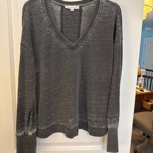 Jane and Delancey Long Sleeve V-neck Top, Large, Faded Gray Look